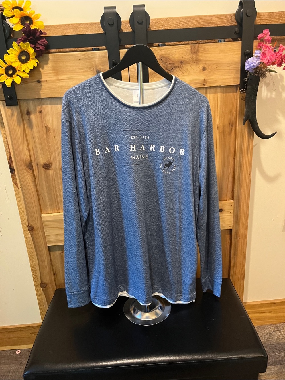 Bar Harbor Maine Long-Sleeve Crewneck Sweatshirt in Heather Blue - Lightweight